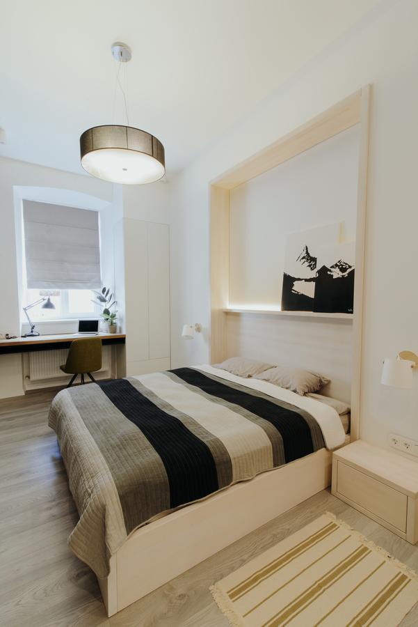 Apartment On Lesi Ukrainky リヴィウ エクステリア 写真