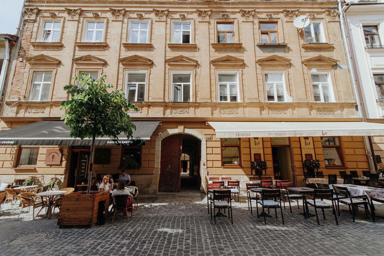 Apartment On Lesi Ukrainky リヴィウ エクステリア 写真