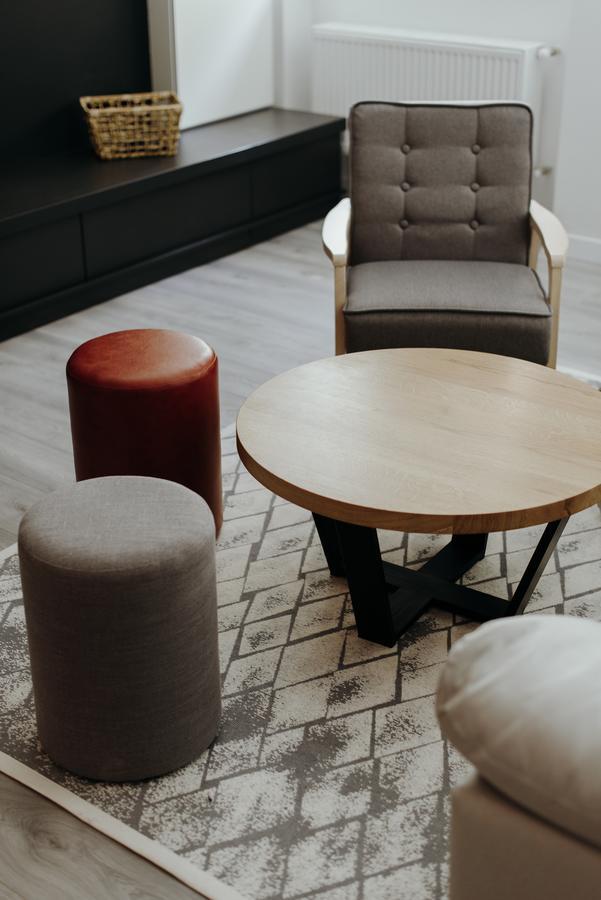 Apartment On Lesi Ukrainky リヴィウ エクステリア 写真